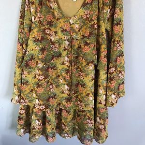 Umgee‎ floral boho ruffle tunic bell sleeves small